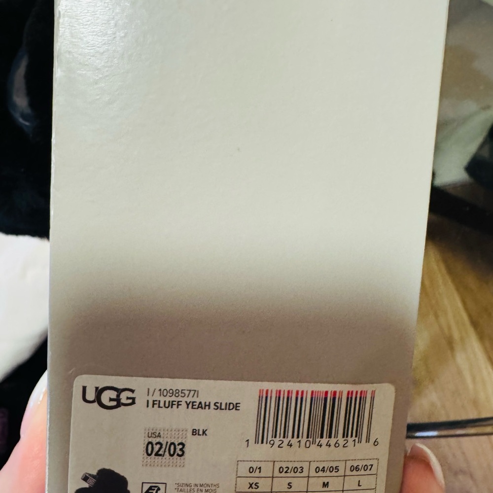 Ugg slippers for babies - Picture 2 of 4
